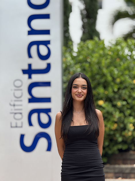 Lina<br> MÉLANIE MAGALI